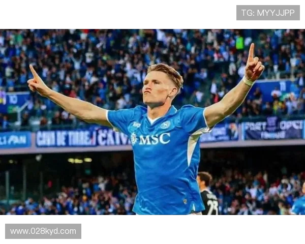 萨伊瓦里闪击助攻立功麦克托米奈破门埃因霍温半场2比1领先那不勒斯