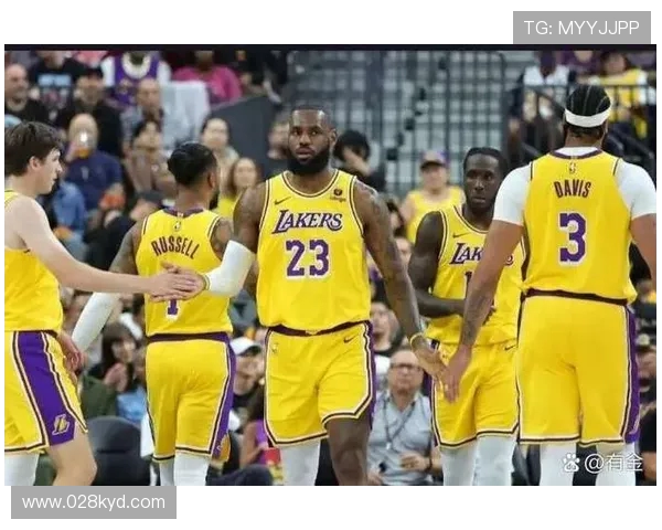 原创里夫斯狂砍44分10助攻，詹姆斯仅得8分，湖人客场惊险击败猛龙